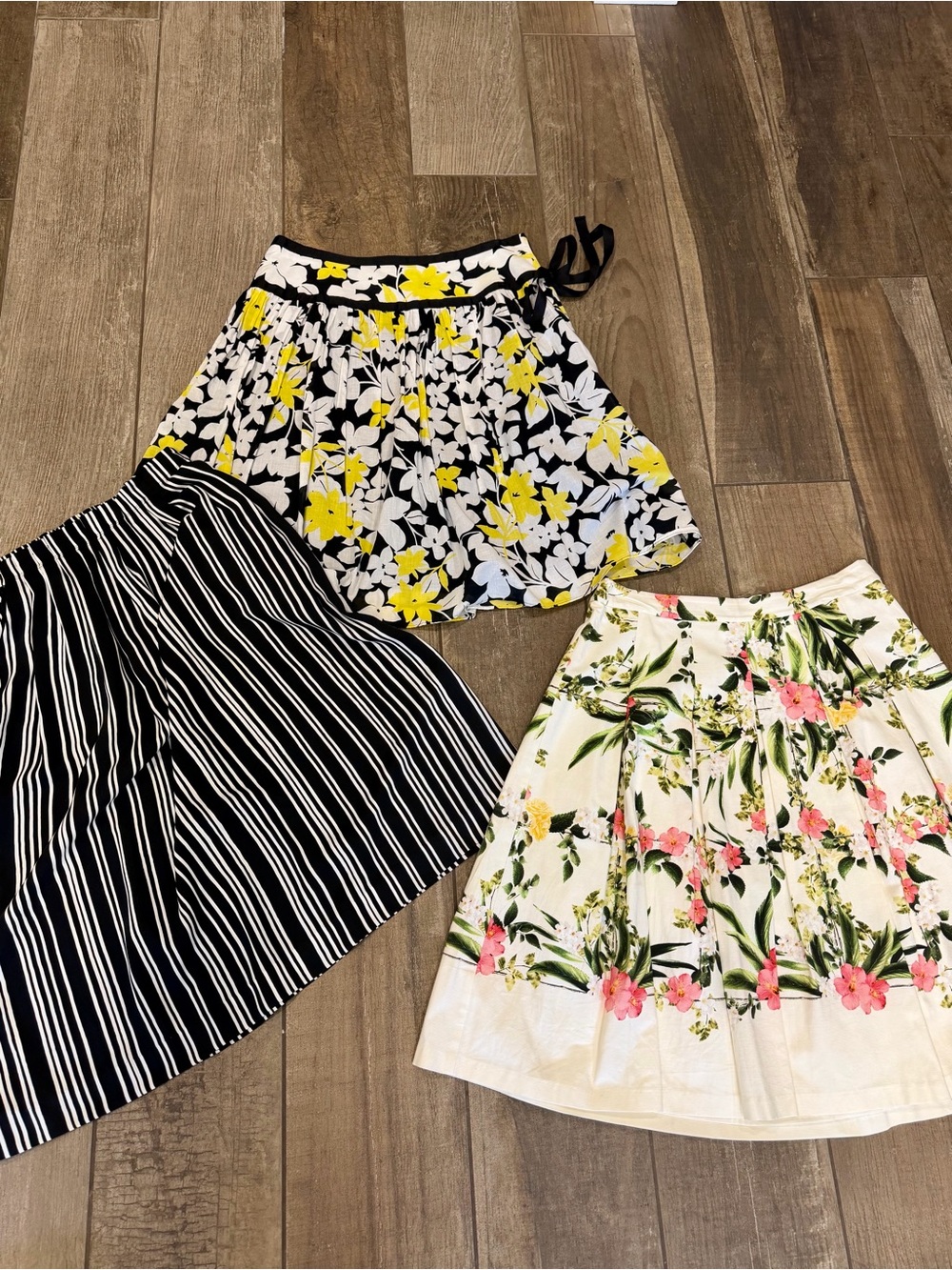 Women’s bundle of 3 skirts Aline